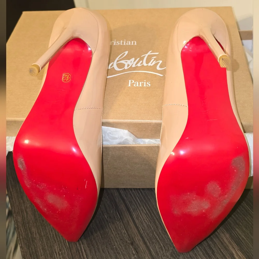 Christian Louboutin Hot Chick Nude Patent Leather Pumps heels with box Size 42 - Picture 1 of 7